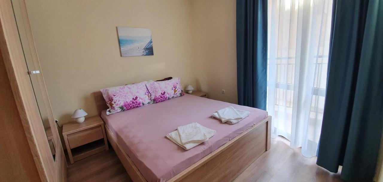 Luxury Apartments Ekaterina Chernomorets Esterno foto