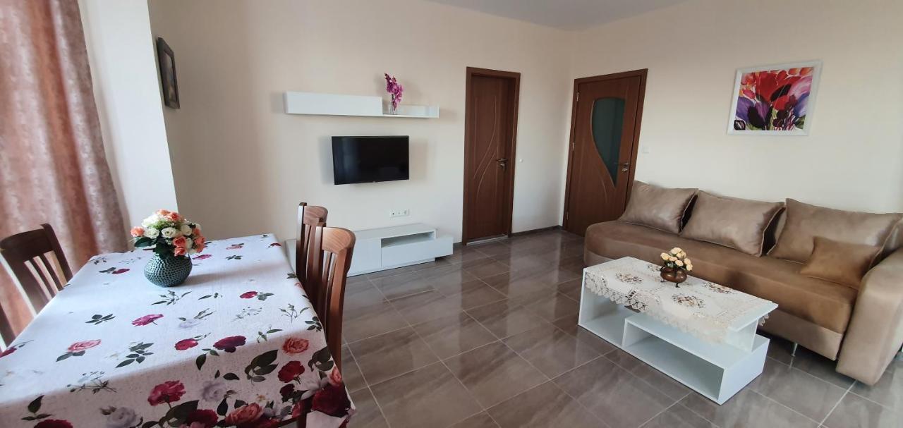 Luxury Apartments Ekaterina Chernomorets Esterno foto