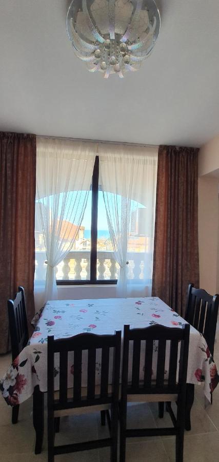 Luxury Apartments Ekaterina Chernomorets Esterno foto